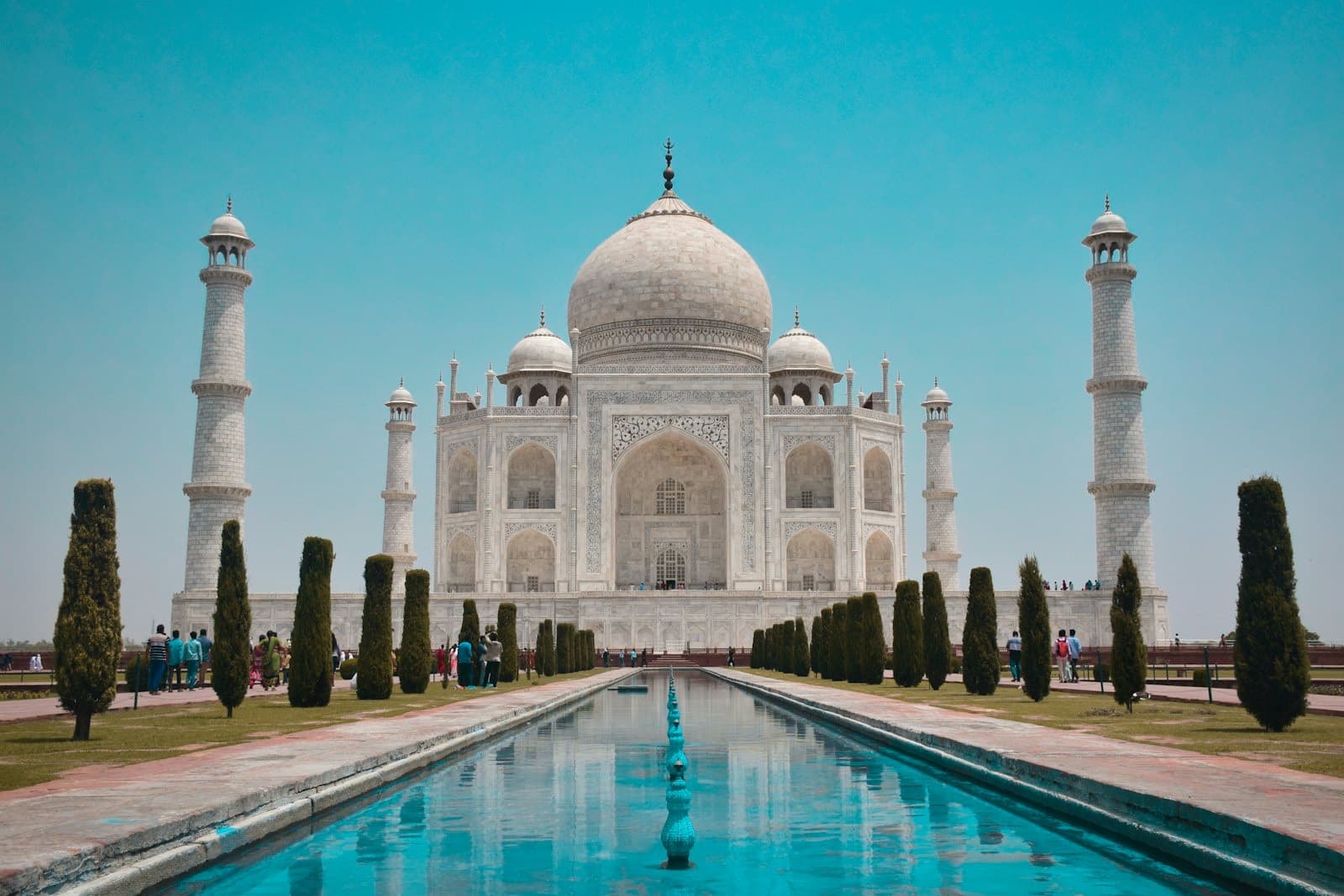 Agra — Delhi to Agra taxi
